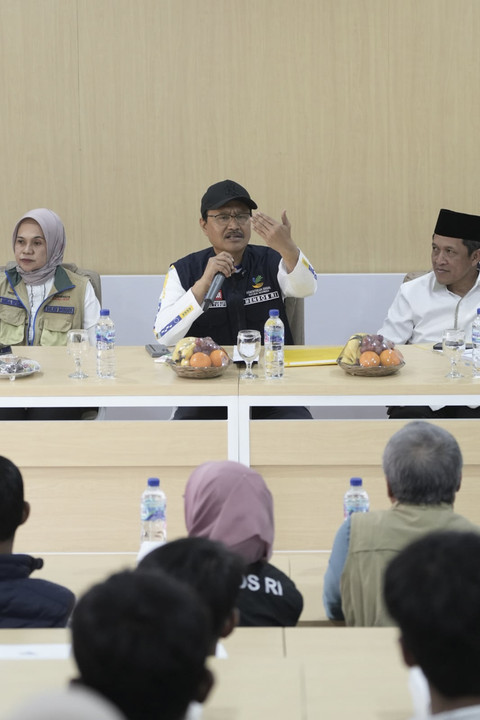 Menteri Sosial Saifullah Yusuf atau Gus Ipul berkunjung dan berdialog dengan ...                    </div>

                    <div class=