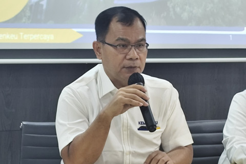 Direktur Sistem Penganggaran Kemenkeu Lisbon Sirait di media briefing Kebijakan SBM TA 2026 di Kantor Kemenkeu, Senin (2/6/2025). Foto: Widya Islamiati/kumparan