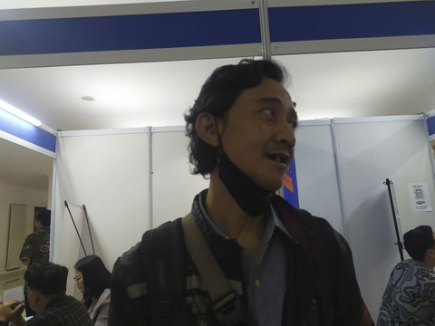 Elanda (40) saat Jakarta Job Fair di Tanjung Duren, Jakarta Barat, Selasa (3/6/2025). Foto: Rachmadi Rasyad/... </div>
<div class=