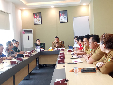 BPBD Sumsel beserta OPD lainnya yang sedang rapat membahas penetapan status di Sumsel/Anyelir.