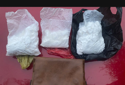 Pengedar heroin saat ditangkap Polda Metro Jaya di Jakarta Barat. Foto: Dok. Istimewa