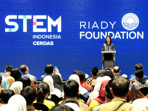 Direktur Eksekutif Riady Foundation sekaligus inisiator Gerakan STEM Indonesia Cerdas, Stephanie Riady. Foto: Lippo Group