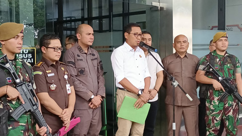 Kepala Kejaksaan Negeri Jakarta Selatan, Haryoko Ari Prabowo, saat Konferensi Pers Terkait Pelimpahan Perkara Nikita Mirzani. Foto: Aprilandika Pratama/kumparan