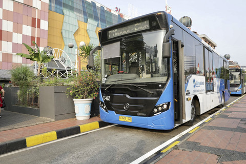 Gubernur DKI Jakarta, Pramono Anung, meresmikan layanan Transjabodetabek P11 rute Blok M-Kota Bogor serta memperpanjang rute Koridor 13 dalam acara yang digelar di Terminal VI Blok M, Jakarta Selatan, Kamis (5/6/2025). Foto: Dok. Pemprov DKI Jakarta