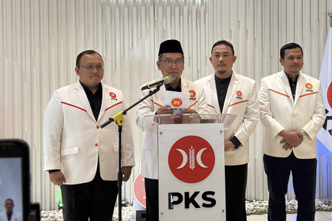 Konferensi Pers hasil musyawarah ke-1 Majelis Syura PKS di DPTP PKS, Jakarta Selatan, Kamis (6/5/2025). Foto: Abid Raihan/kumparan