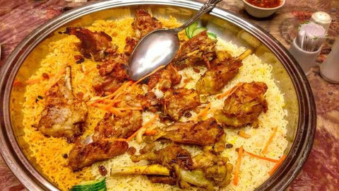 Ilustrasi nasi kebuli kambing bakar madu/Dokumen kumparan. 