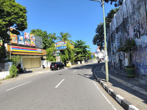 Suasana lalu lintas saat Idul Adha di Kota ... </div>
<div class=