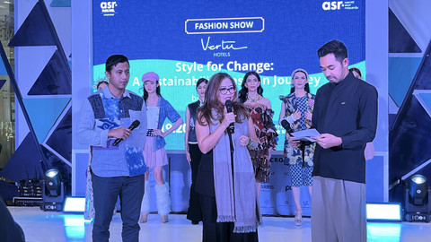 Fashion Show "Style for Change: A Sustainability Fashion Journey" Sparks Fashion Academy. Foto: Gitario Vista Inasis/kumparan