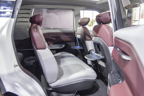 Detail eksterior dan interior Mitsubishi DST Concept yang tampil di Vietnam. Foto: Dok. AutoPro Vietnam