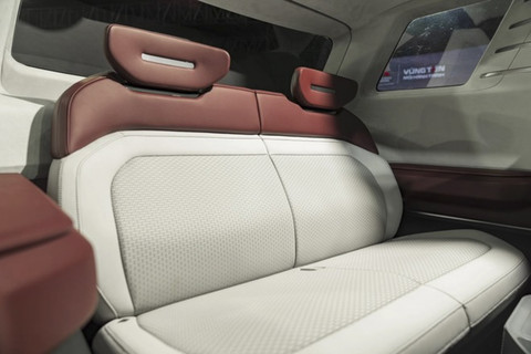 Detail eksterior dan interior Mitsubishi DST Concept yang tampil di Vietnam. Foto: Dok. AutoPro Vietnam