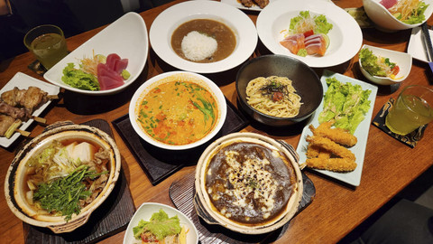 Aneka hidangan ala Jepang, Chidori di Mangkuluhur ARTOTEL Suites, Jakarta (27/5/2025). Foto: Azalia Amadea/kumparan