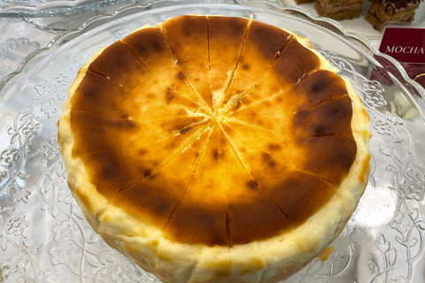Dessert cheesecake ala Tanta Restaurant & Lounge. Foto: Salsha Okta Fairuz/kumparan