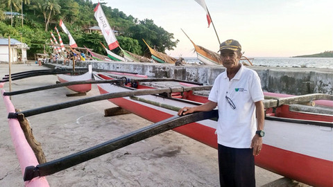 Kepala Desa Para Lelle, Elengkey Nesar