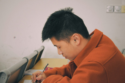 unsplash.com/@jizhidexiaohailang