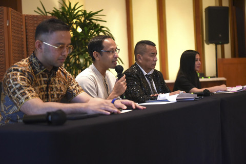 Konferensi pers Mantan Mendikbudristek Nadiem Makarim bersama kuasa hukum Hotman Paris Hutapea di The Darmawangsa Jakarta, Jakarta Selatan pada Selasa (10/6/2025). Foto: Dok. Istimewa