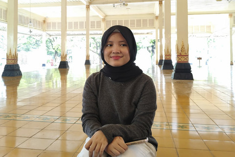 Master Nasional (MN) Shafira Devi Herfesa, pecatur asal Sleman yang lolos piala dunia saat ditemui di Kepatihan Pemda DIY, Selasa (10/6/2025). Foto: Arfiansyah Panji Purnandaru/kumparan
