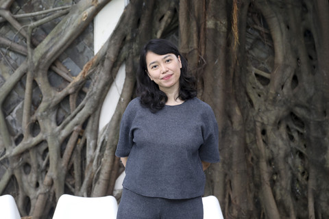 Suryana Paramita, produser film Sore: Istri dari Masa Depan saat berkunjung ke kumparan, Selasa (10/6/2025). Foto: Syawal Febrian Darisman/kumparan