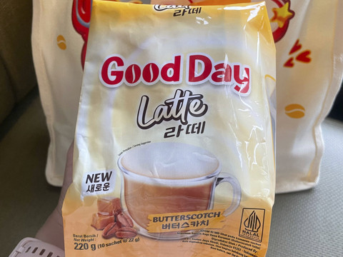 Salah satu varian terbaru dari Kopi Good Day, Good Day latte butterscotch. Foto: Salsha Okta Fairuz/kumparan