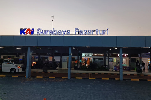 Suasana Stasiun Pasar Turi Surabaya, Rabu (11/6/2025). Foto: Farusma Okta Verdian/kumparan