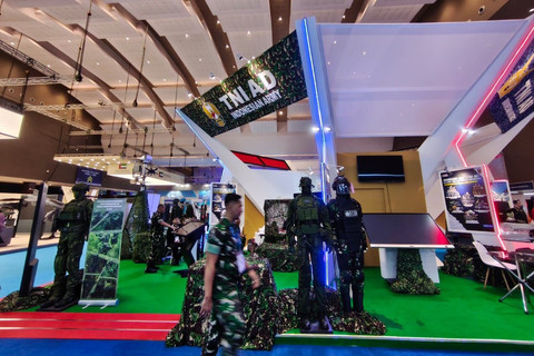 Stan TNI AD selama pameran Indo Defence Expo & Forum 2025 di JIExpo Kemayoran, Jakarta Pusat, Rabu (11/6/2025). Foto: Rayyan Farhansyah/kumparan