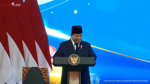 Presiden Prabowo Subianto memberikan sambuta saat menghadiri acara pengukuhan hakim di Mahkamah Agung (MA) Jakarta pada Kamis (12/6/2025). Foto: Youtube/Sekretariat Presiden