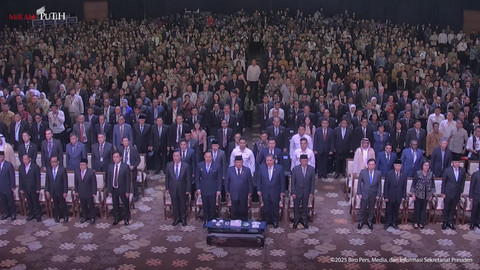 Presiden RI Prabowo Subianto hadiri peresmian penutupan Konferensi Internasional Infrastruktur Tahun 2025 di JCC Senayan, Jakarta, pada Kamis (12/6/2025). Foto: YouTube/Sekretariat Presiden