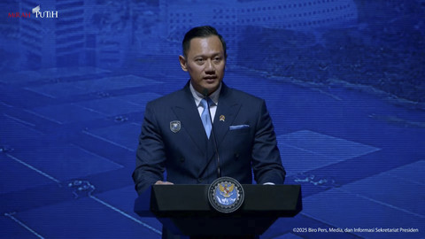 Menko Bidang Infrastruktur dan Pembangunan Kewilayahan RI Agus Harimurti Yudhoyono pada peresmian penutupan Konferensi Internasional Infrastruktur Tahun 2025 di JCC Senayan, Jakarta, pada Kamis (12/6/2025). Foto: YouTube/Sekretariat Presiden