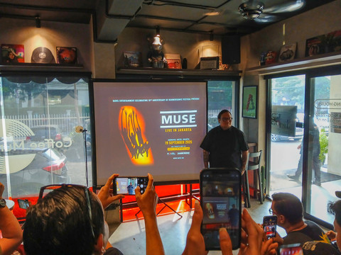 Ravel Entertainment menggelar konferensi pers konser Muse di Cikini, Jakarta Pusat, Kamis (12/6).  Foto: Vincentius Mario/kumparan
