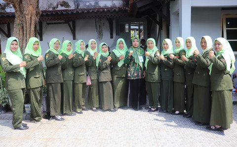 Ilustrasi Catatan Wali Kelas di Raport Kelas 9 Semester 2                                                     Sumber Unsplash/Mufid Majnun