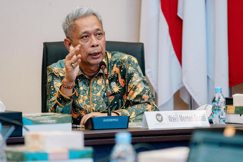 Wamensos Agus Jabo Priyono dalam Rapat Koordinasi Pembahasan Urgensi Regulasi Pemanfa... </div>
<div class=