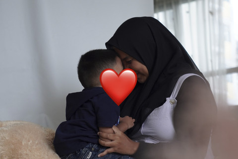Nur Dalilah Putri dan anaknya. Foto: Dok. Pribadi