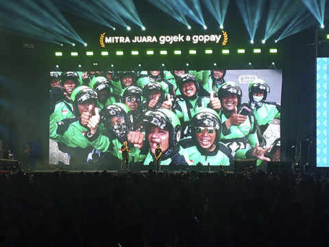 Direktur Utama GOTO, Patrick Walujo dalam acara Mitra Juara Gojek & GoPay di Indonesia Arena, Gelora Bung Karno, Jakarta, Sabtu (14/6/2025). Foto: Muhammad Fhandra Hardiyon/kumparan