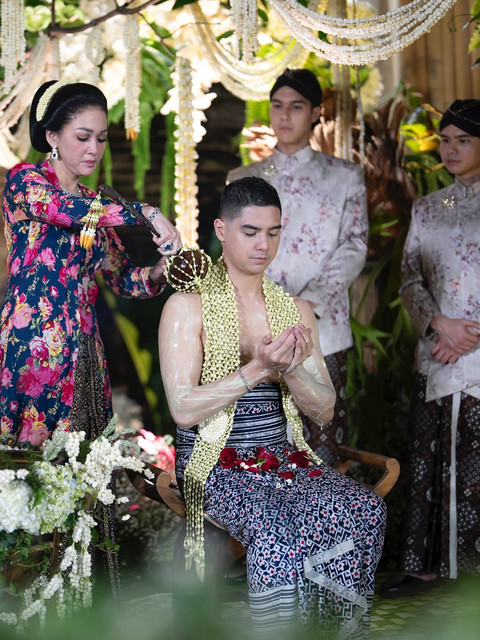 Al Ghazali gelar siraman jelang akad nikah. Foto: Instagram @alghazali7