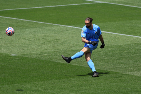 Penjaga gawang Auckland City Conor Tracey saat melawan Bayern Muenchen pada pertandingan Grup C Piala Dunia Antar Klub di TQL Stadium, Cincinnati, Ohio, Amerika Serikat, Minggu (15/6/2025). Foto: Katie Stratman/REUTERS