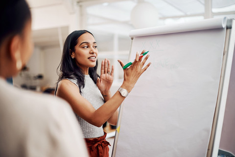 Illustrasi perempuan karier. Foto: Shutterstock