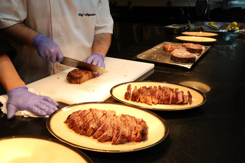 Menu-menu yang siap disajikan di ERRE & Urrechu. Foto: ERRE & Urrechu