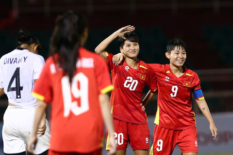 Aksi Timnas Wanita Indonesia U-19 saat menghadapi Vietnam di semifinal ASEAN U-19 Women's Championship 2025, Senin (16/6). Foto: Vietnamese Football Federation
