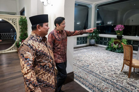 Presiden Prabowo Subianto bertemu Perdana Menteri Singapura Lawrence Wong di Gedung Sri Temasek, Singapura, Senin (16/6/2025). Foto: Instagram/@presidenrepublikindonesia