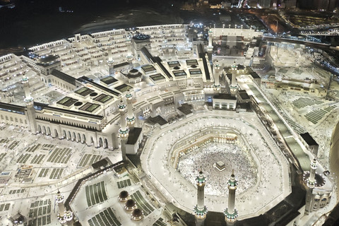 Foto suasana Masjidil Haram di Makkah, Arab Saudi, Minggu (15/6/2025). Foto: Andika Wahyu/ANTARA FOTO