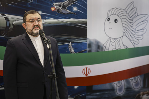 Duta Besar Iran untuk Indonesia Mohammad Boroujerdi menyampaikan keterangan pers terkait konflik negaranya dengan Israel di Jakarta, Selasa (17/6/2025). Foto: Dhemas Reviyanto/ANTARA FOTO