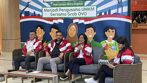 Menteri UMKM Maman Abdurrachman dalam acara Media Briefing bersama Kementerian UMKM, BPJS Ketenagakerjaan, dan Grab Indonesia di Gedung SMESCO, Jakarta Selatan, Selasa (17/6/2025). Foto: Najma Ramadhanya/kumparan