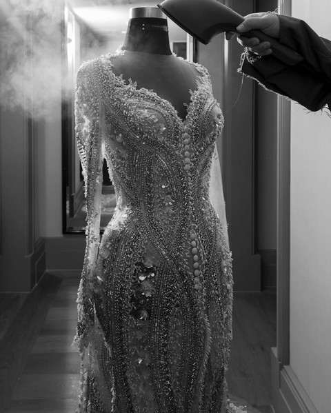 Tampilan Alyssa Daguise saat akad nikah, pakai kebaya pertama dari Tex Saverio. Foto: Instagram @alyssadaguise