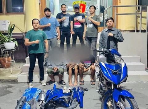 Ketiga pelaku berhasil diamankan beserta barang bukti. Foto : Istimewa.