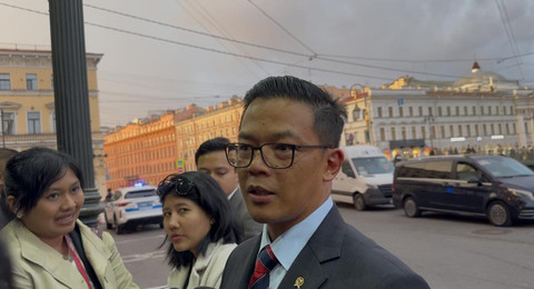 Menteri Luar Negeri, Sugiono di St. Petersburg, Rusia pada Rabu (18/6). Foto: Luthfi Humam/kumparan