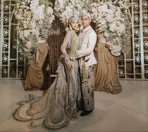 Al Ghazali dan Alyssa Daguise resmi menikah dan membina rumah tangga. Dok. Derai Studio via Instagram @alyssadaguise