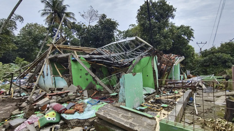 Lokasi tanah bergerak di Kampung Cigintung, Purwakarta, pada Kamis (19/6/2025). Foto: Dok. kumparan
