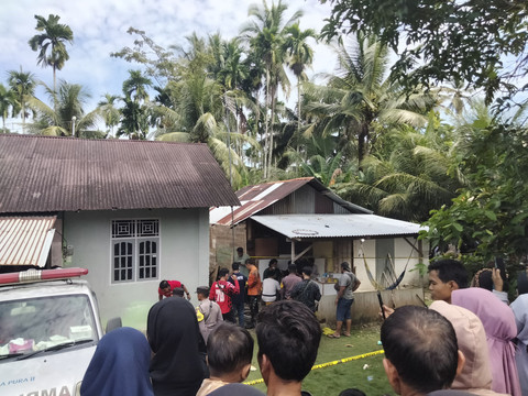 Lokasi sumur tempat 2 korban lain yang dibunuh dan dimutilasi Wanda di Korong Lakuak, Nagari Sungai Buluh, Kecamatan Batang Anai, Kabupaten Padang Pariaman Foto: kumparan