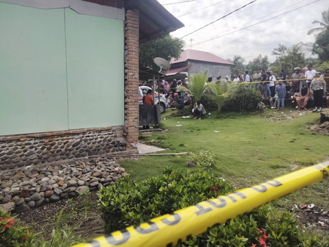 Sumur tempat pelaku mutilasi buang 2 mayat perempuan, di Korong Lakuak, Kabupaten Padang Pariaman, Kamis (19/6/2025). Dok: kumparan
