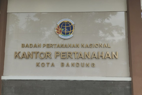Kantor ATR/BPN Kota Bandung yang berlokasi di Jalan Soekarno Hatta, Jawa Barat, Kamis (19/6/2025). Foto: Alya Zahra/kumparan 