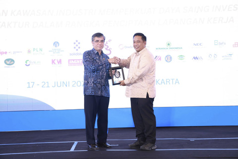 Menaker Yassierli menghadiri Musyawarah Nasional IX Himpunan Kawasan Industri Indonesia (HKI) di Jakarta Selatan, Kamis (19/6/2025). Foto: Dok. Kemnaker